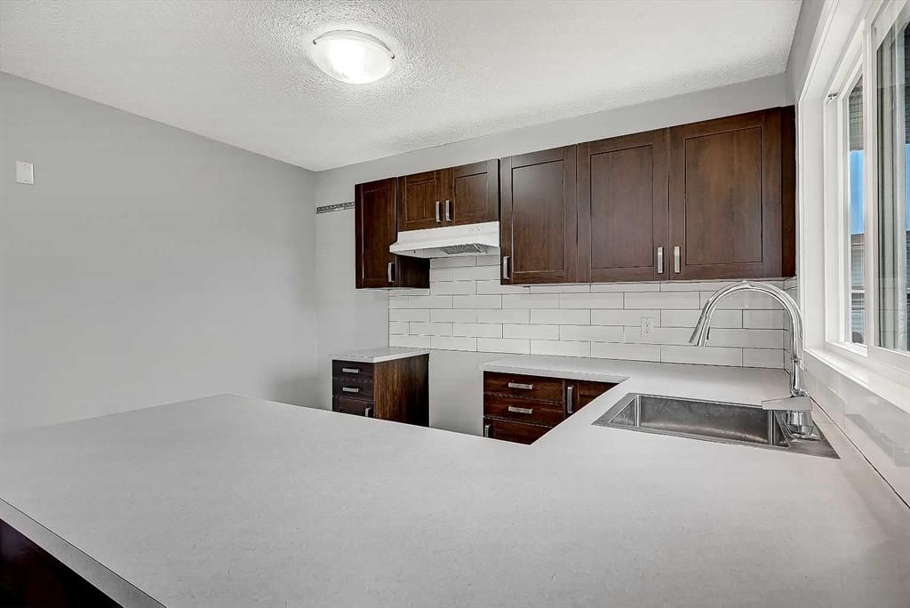 7634 Patterson Drive  - Photo 8