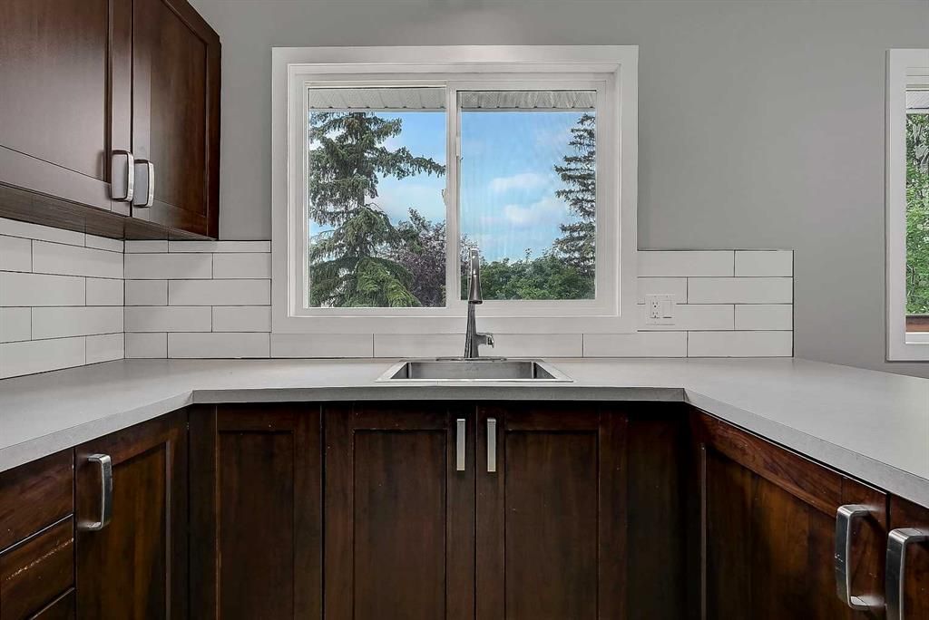 7634 Patterson Drive  - Photo 9