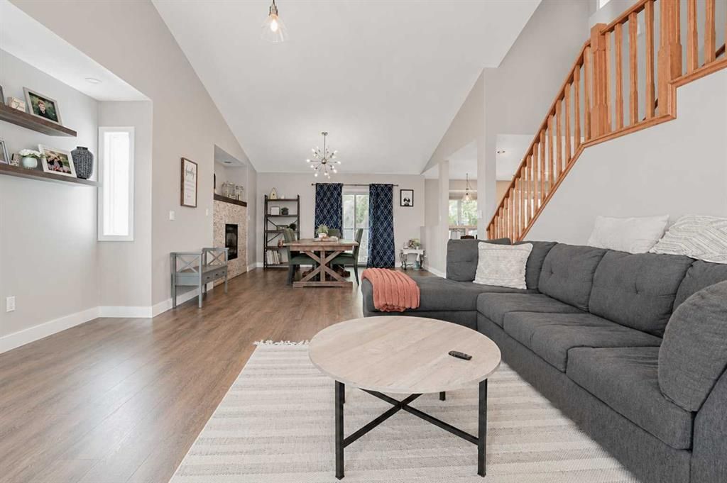 804 Cherry Crescent   - Photo 15