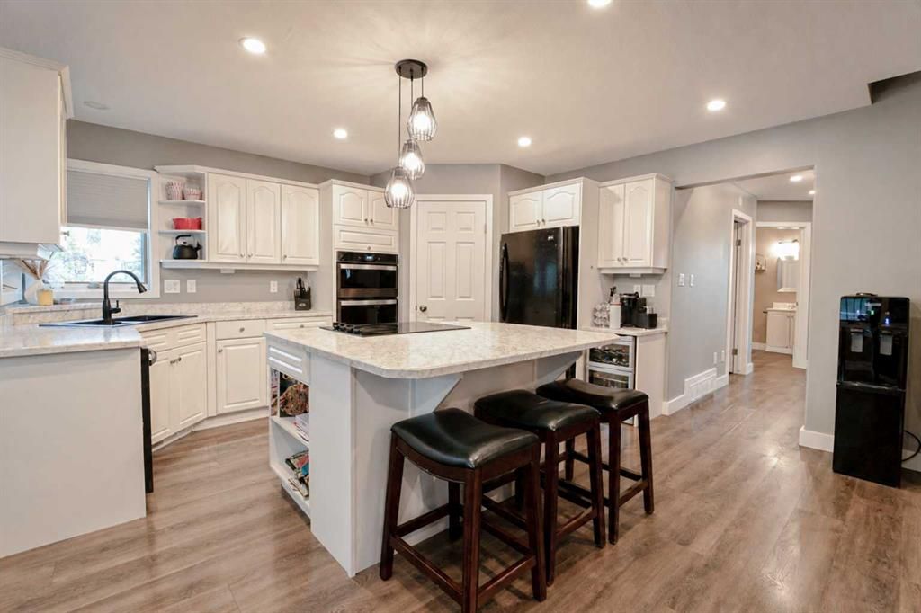 804 Cherry Crescent   - Photo 8