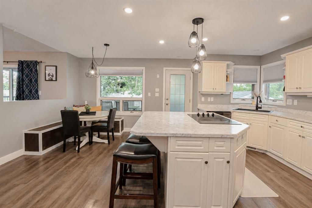 804 Cherry Crescent   - Photo 9