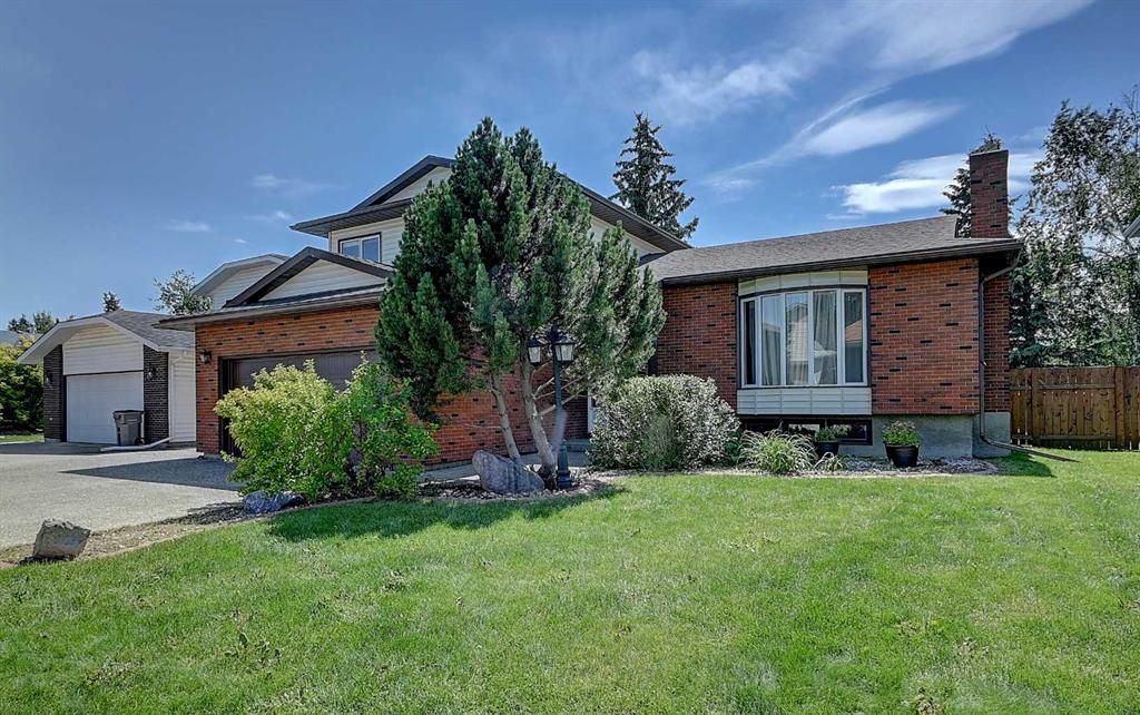 9513 62 Avenue  - Photo 2