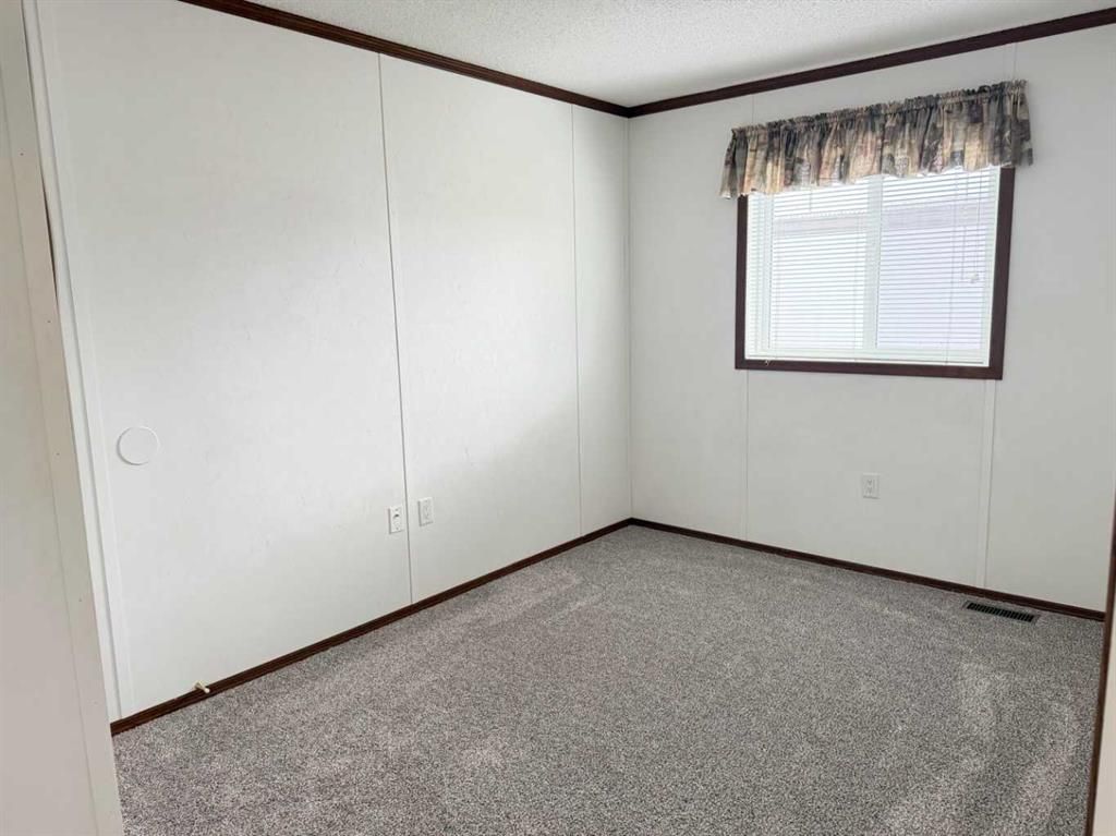 9905 103 Avenue  - Photo 12
