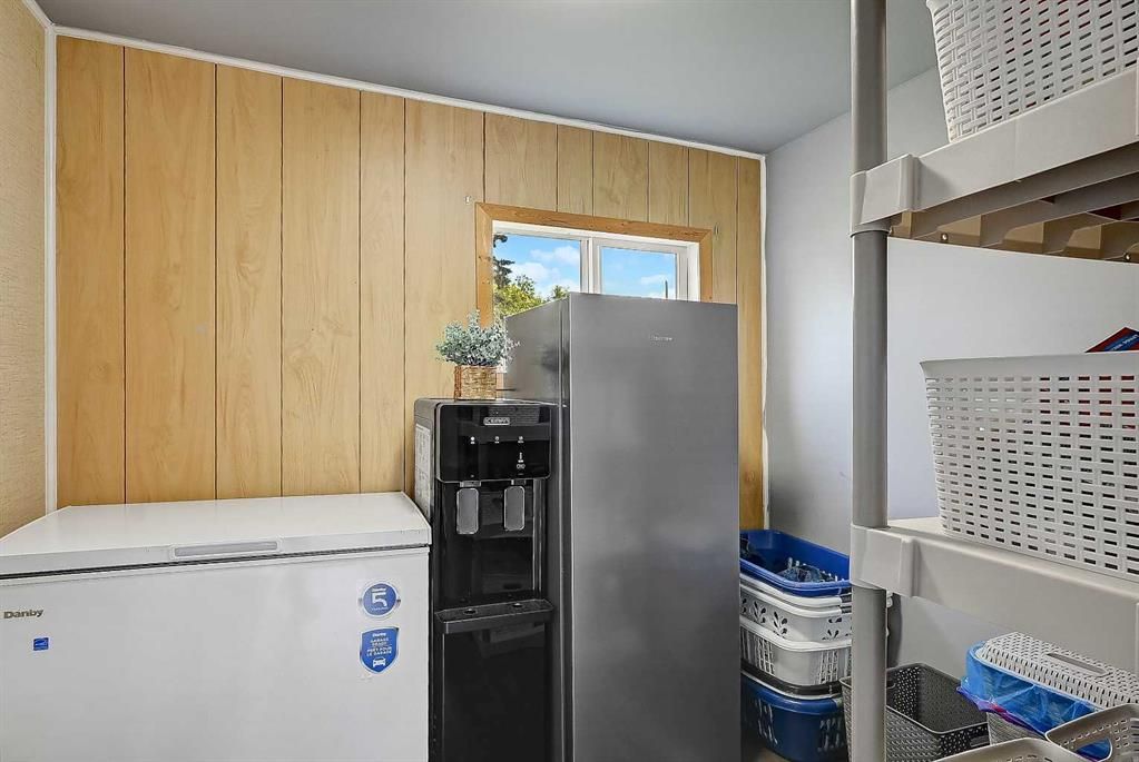 914 6 Avenue  - Photo 19