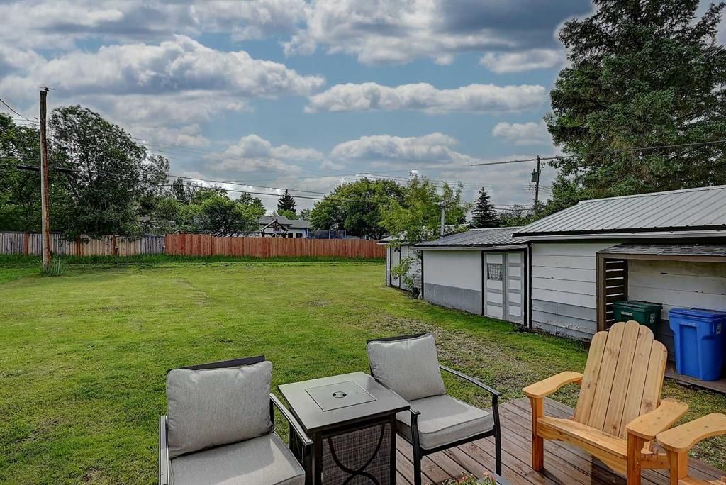 914 6 Avenue  - Photo 21