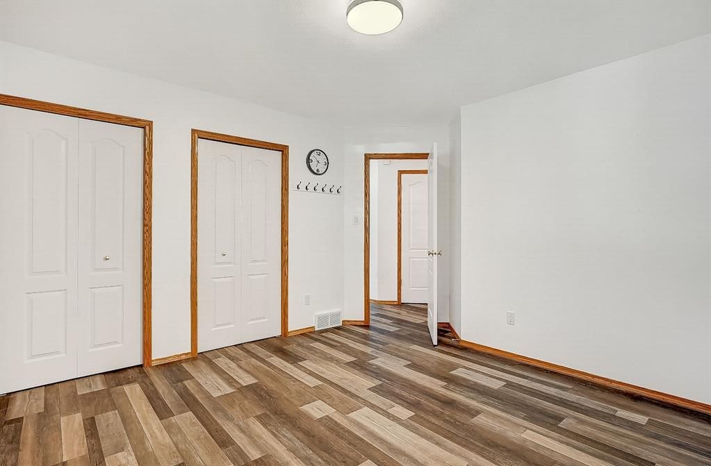 11819 91a Street  - Photo 22