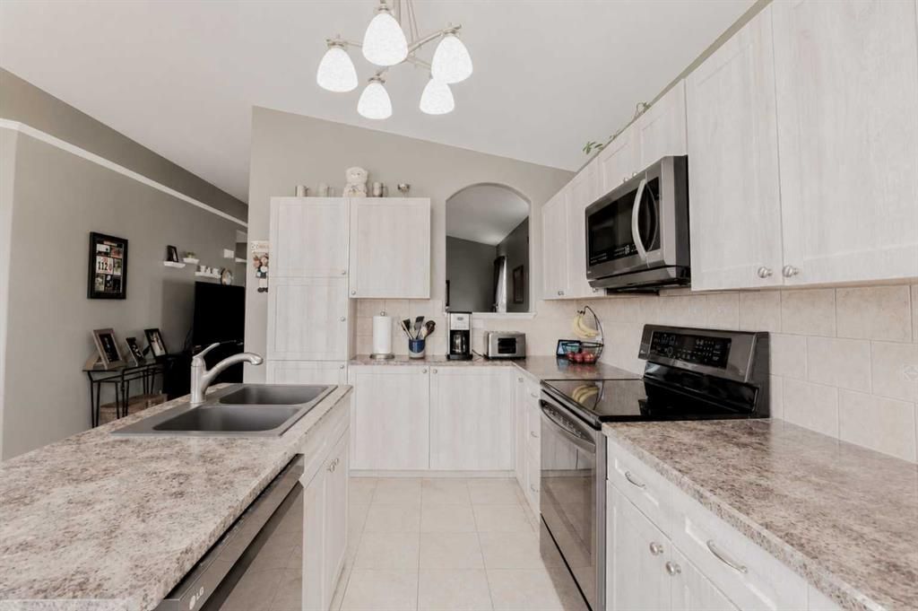 10410 119 Avenue  - Photo 9