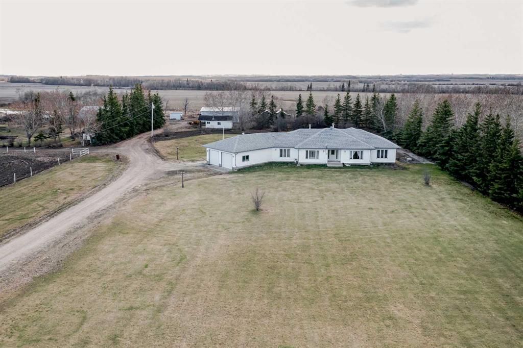 731006 Range Road 51   - Photo 3