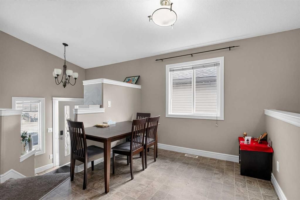 8606 102a Avenue  - Photo 10