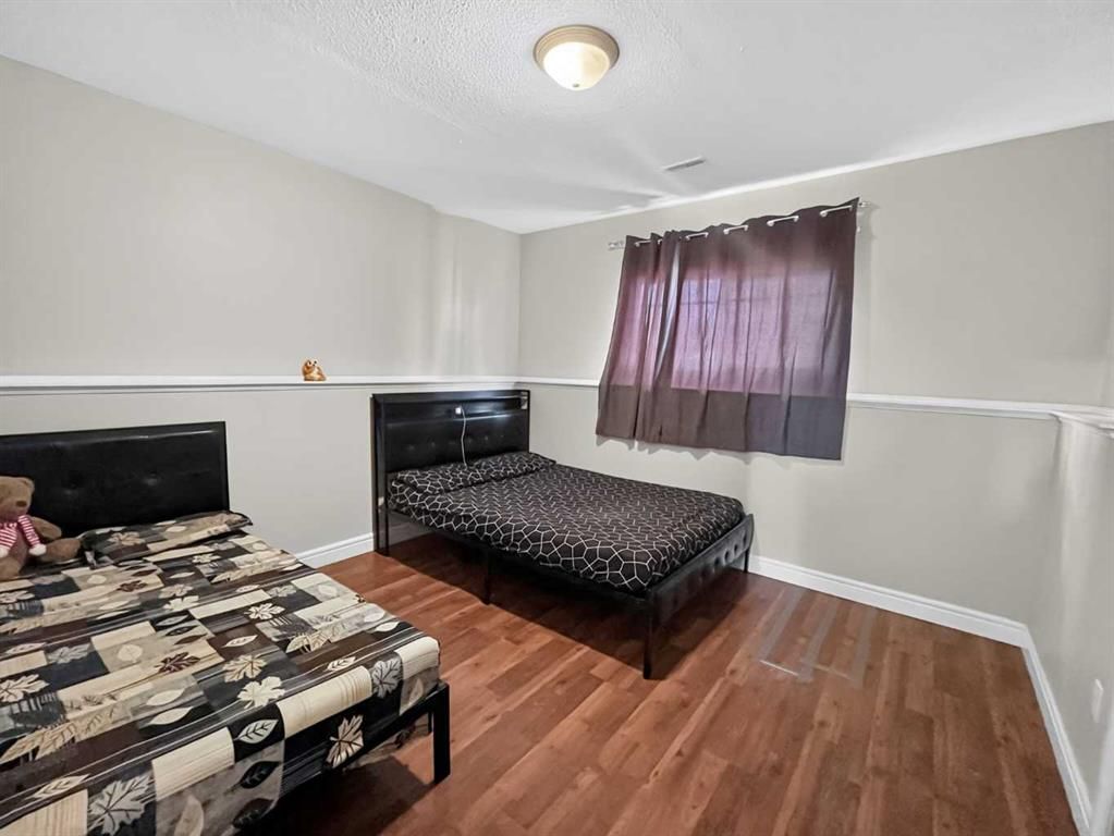 8606 102a Avenue  - Photo 25