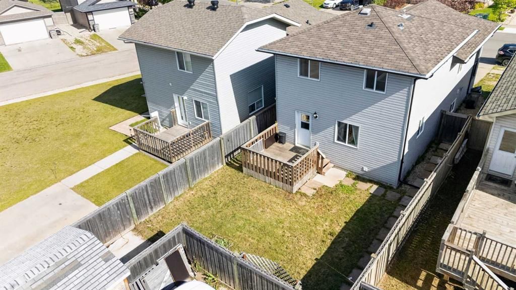 8606 102a Avenue  - Photo 4
