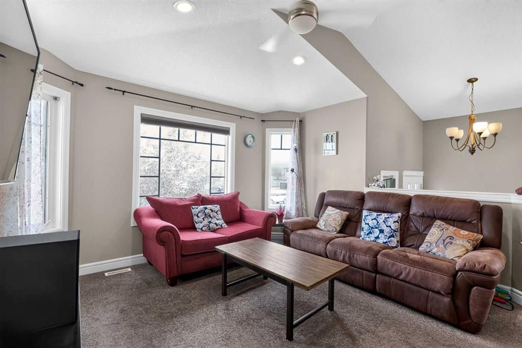 8606 102a Avenue  - Photo 7