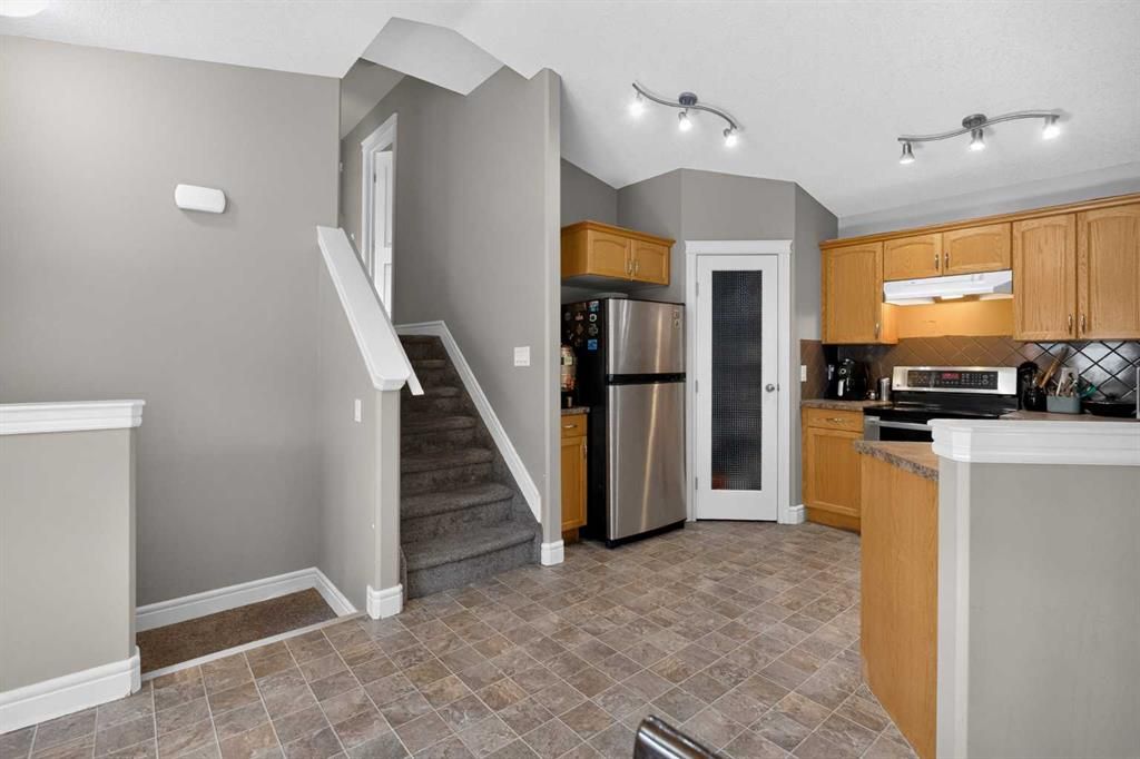 8606 102a Avenue  - Photo 9