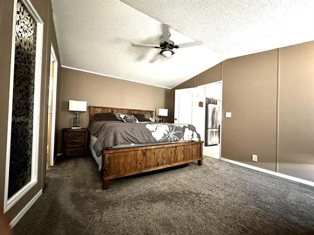625 Carley Close  - Photo 19