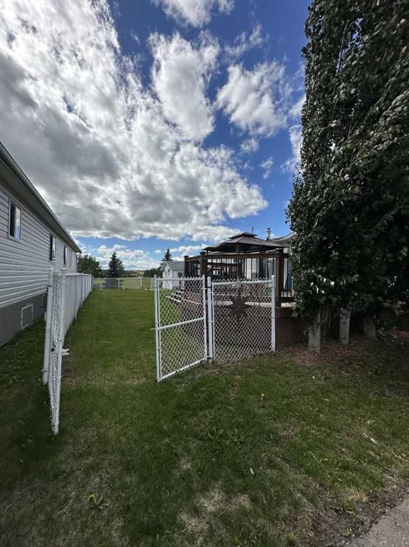 625 Carley Close  - Photo 37