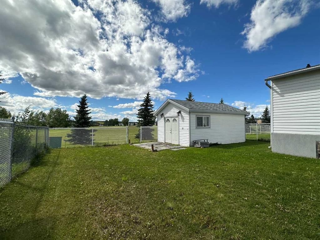 625 Carley Close  - Photo 39