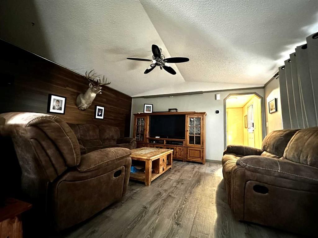 625 Carley Close  - Photo 9