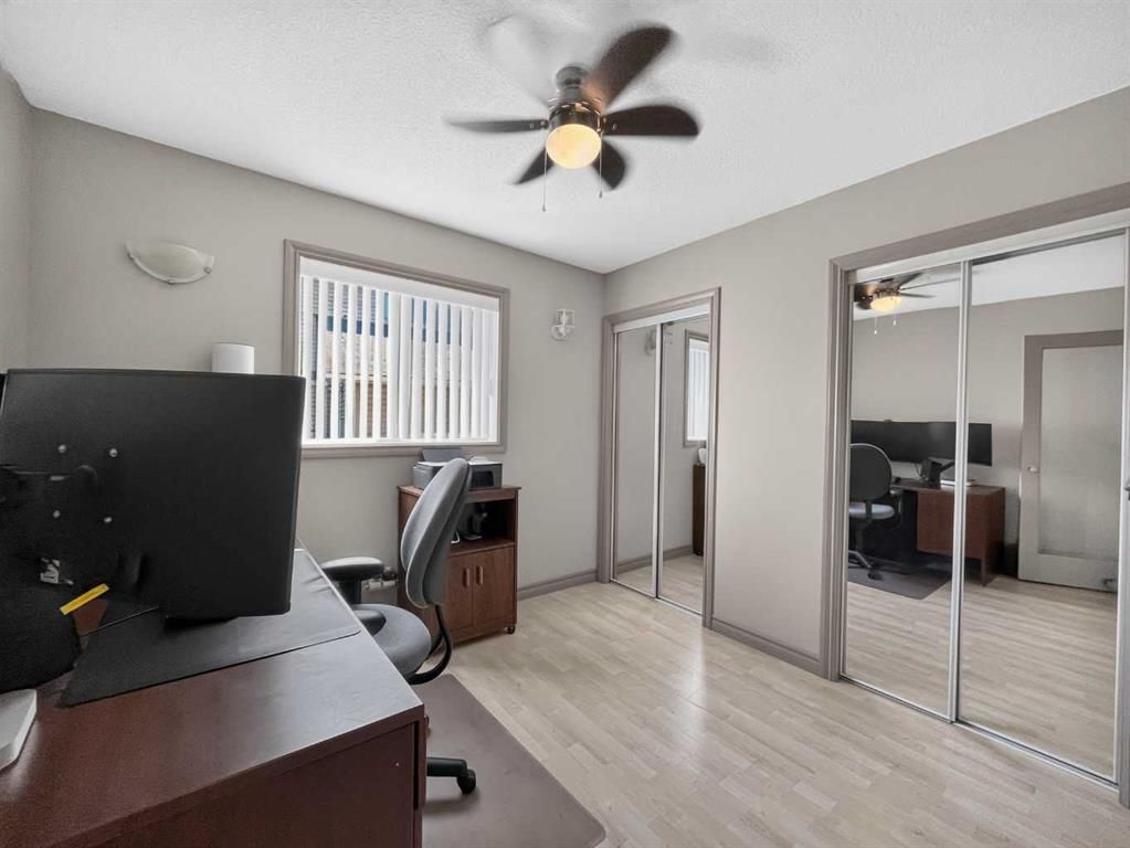 12605 Lakeshore Drive  - Photo 14