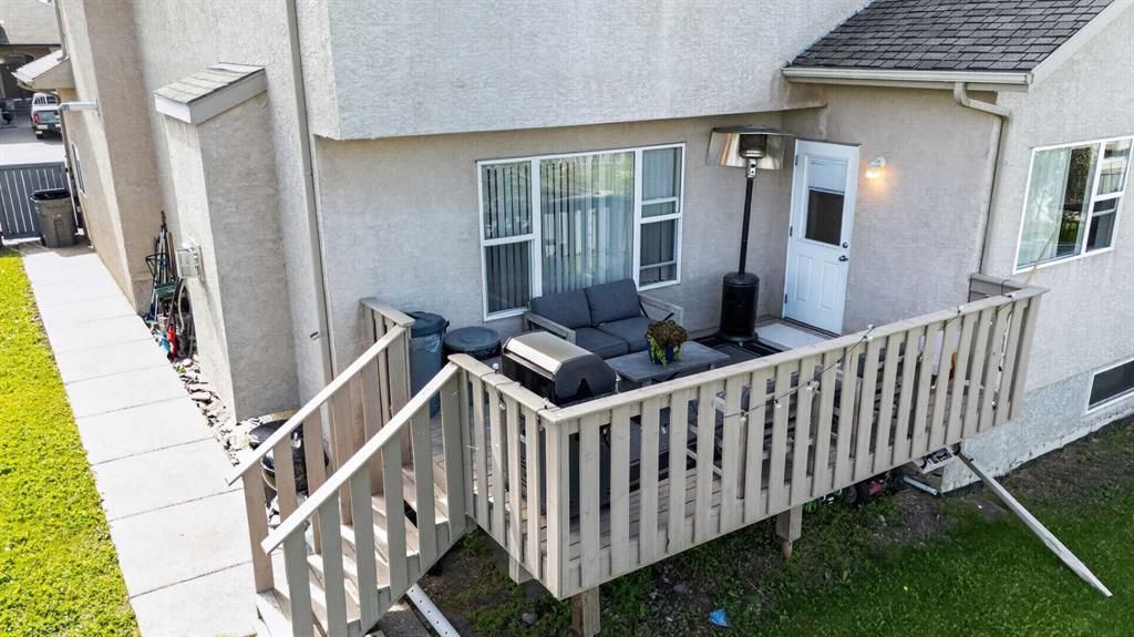 12605 Lakeshore Drive  - Photo 38