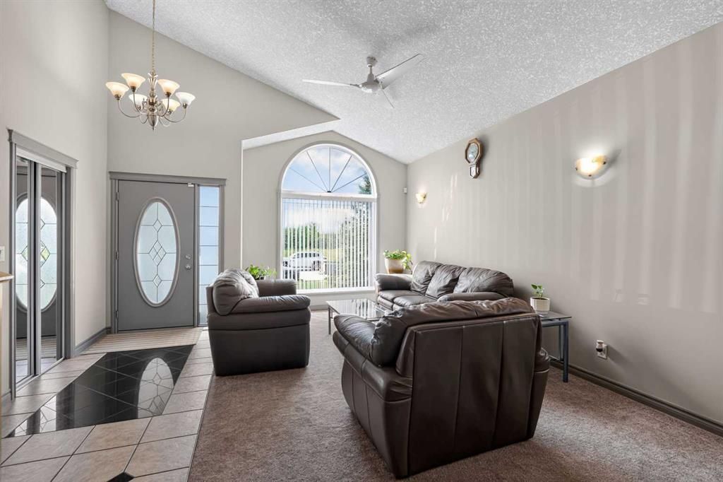 12605 Lakeshore Drive  - Photo 7