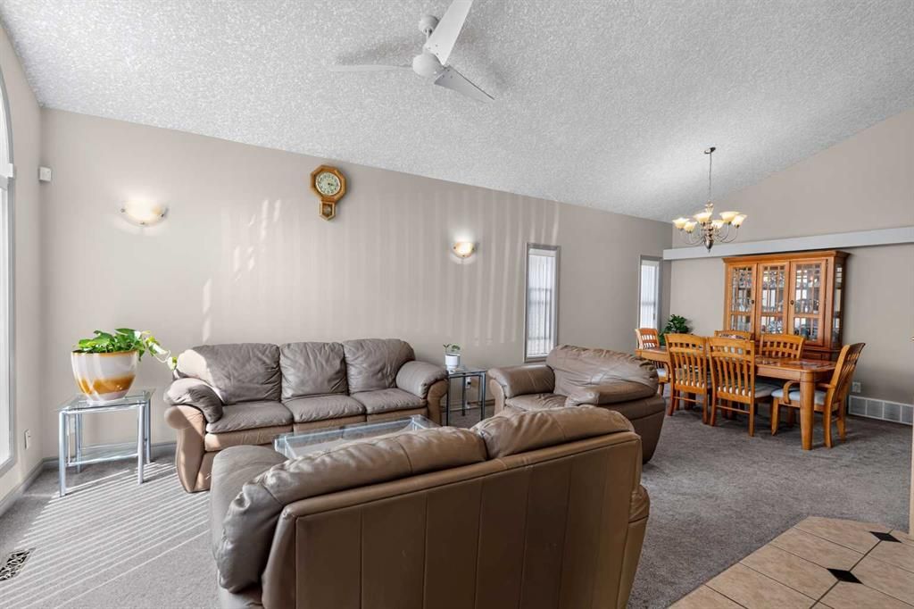 12605 Lakeshore Drive  - Photo 8