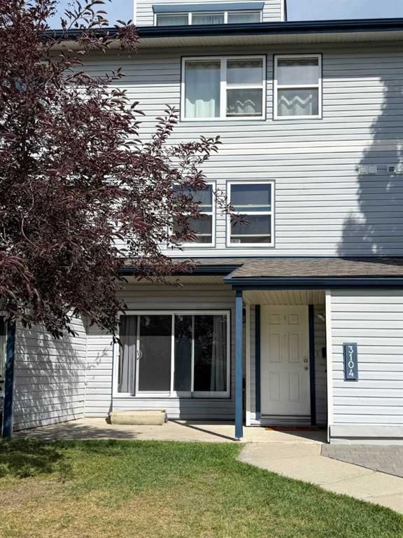 3104, 7201 Poplar Drive - Photo 1