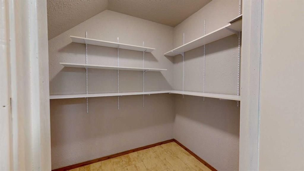 3104, 7201 Poplar Drive  - Photo 7