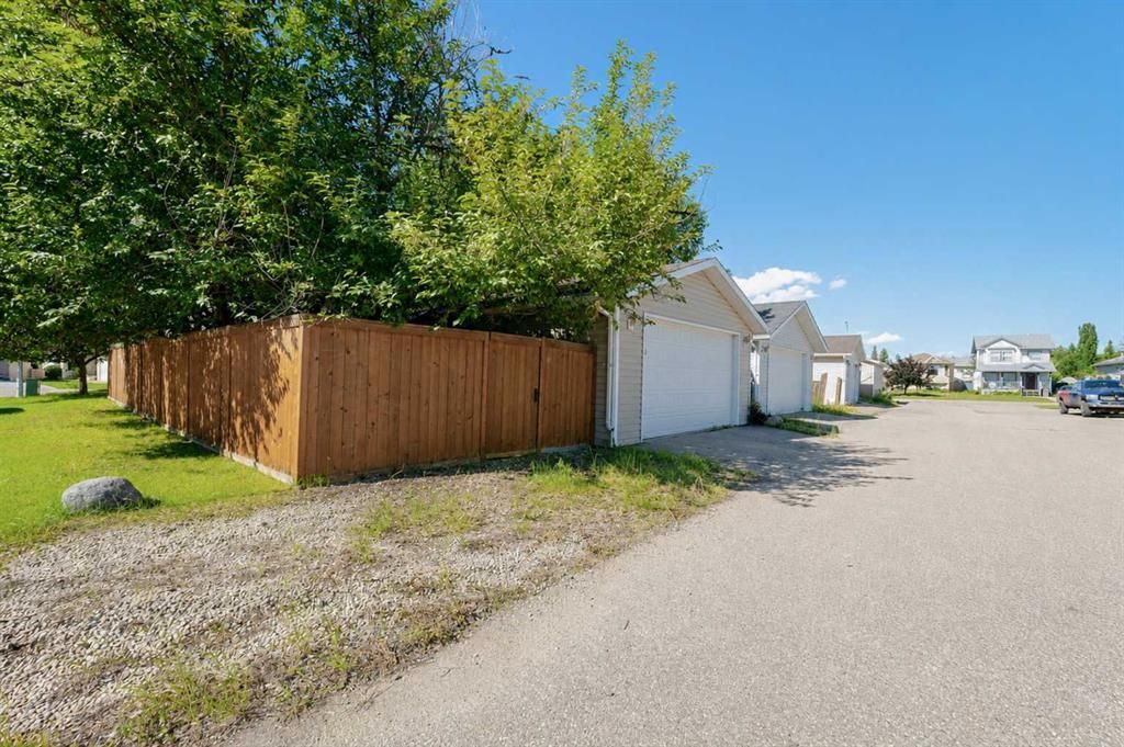 8902 60A Avenue  - Photo 26