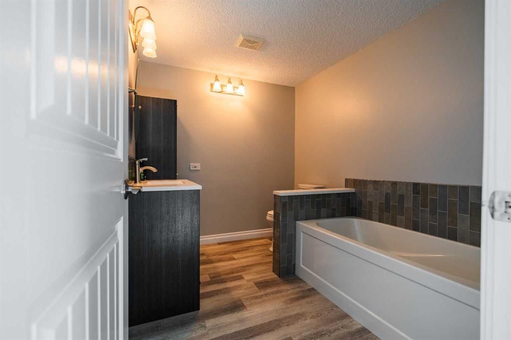 392 Scott Lane  - Photo 20