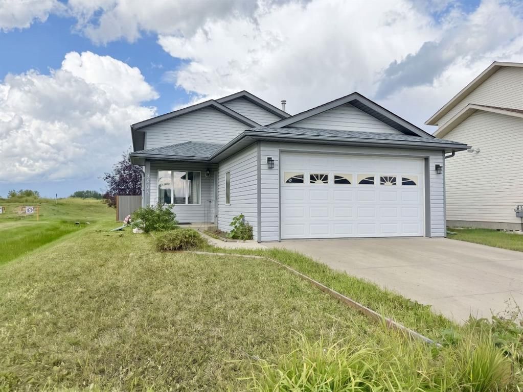 9804 102 Avenue  - Photo 1