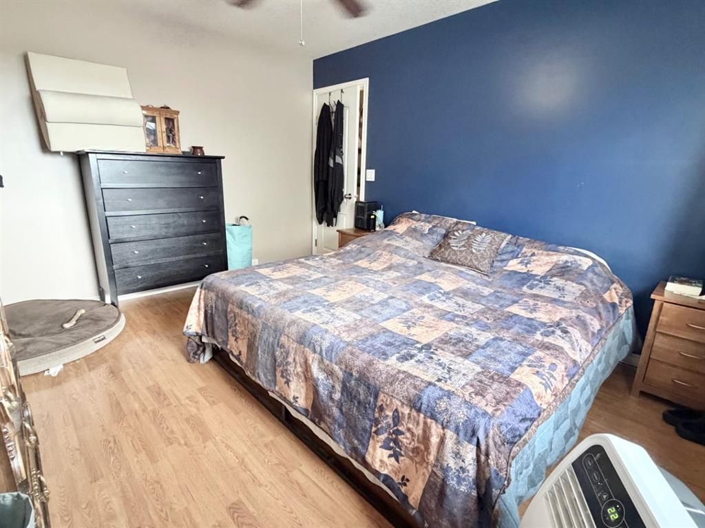9804 102 Avenue  - Photo 16