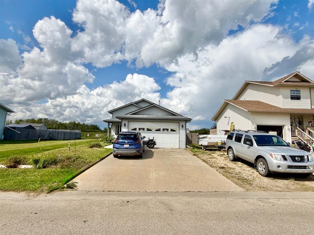 9804 102 Avenue  - Photo 3