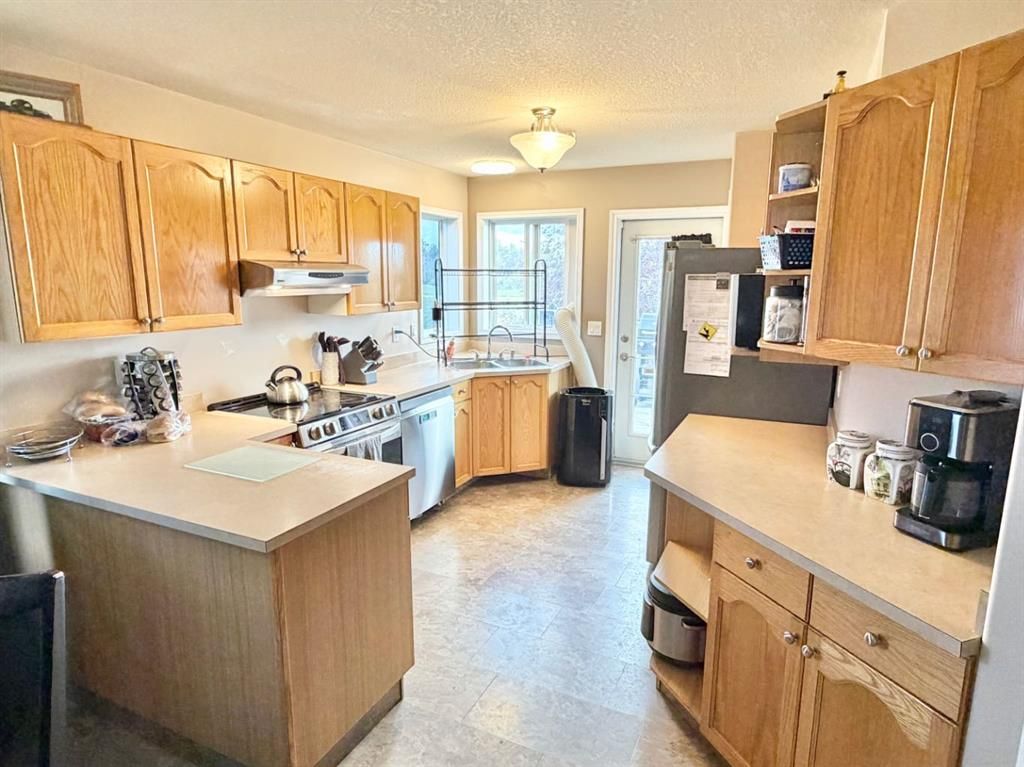 9804 102 Avenue  - Photo 7