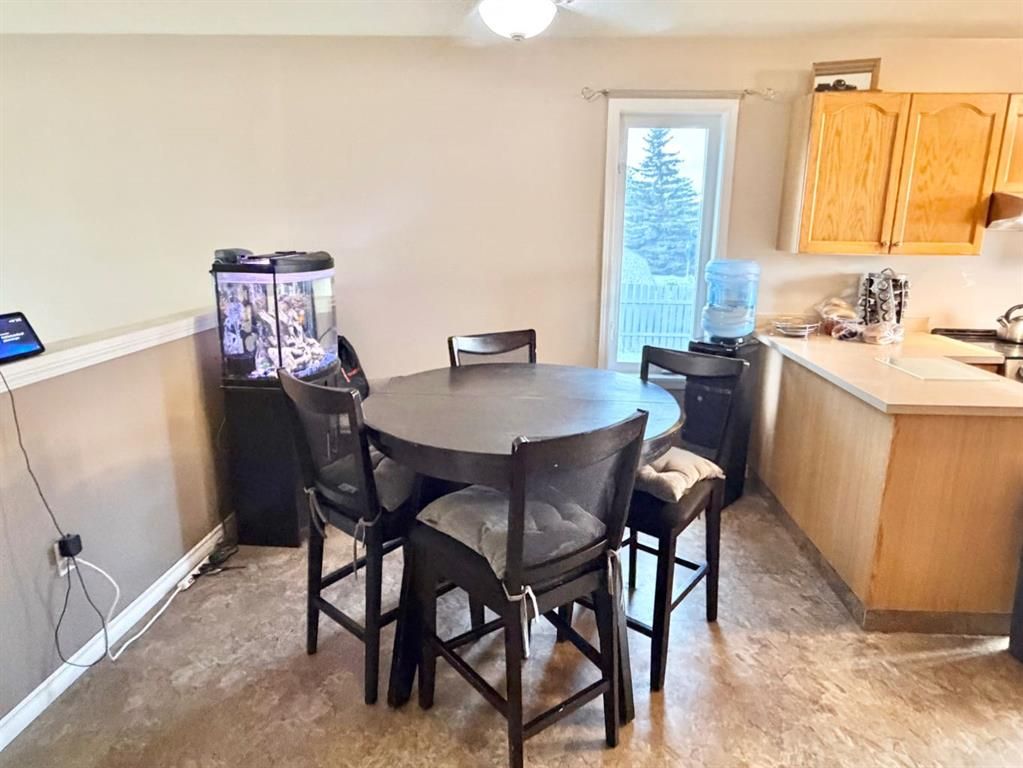9804 102 Avenue  - Photo 8