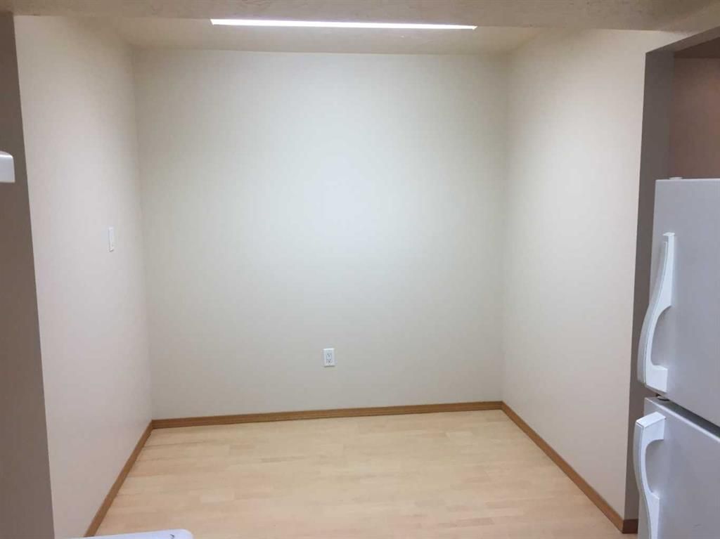 9343 112a Avenue  - Photo 15