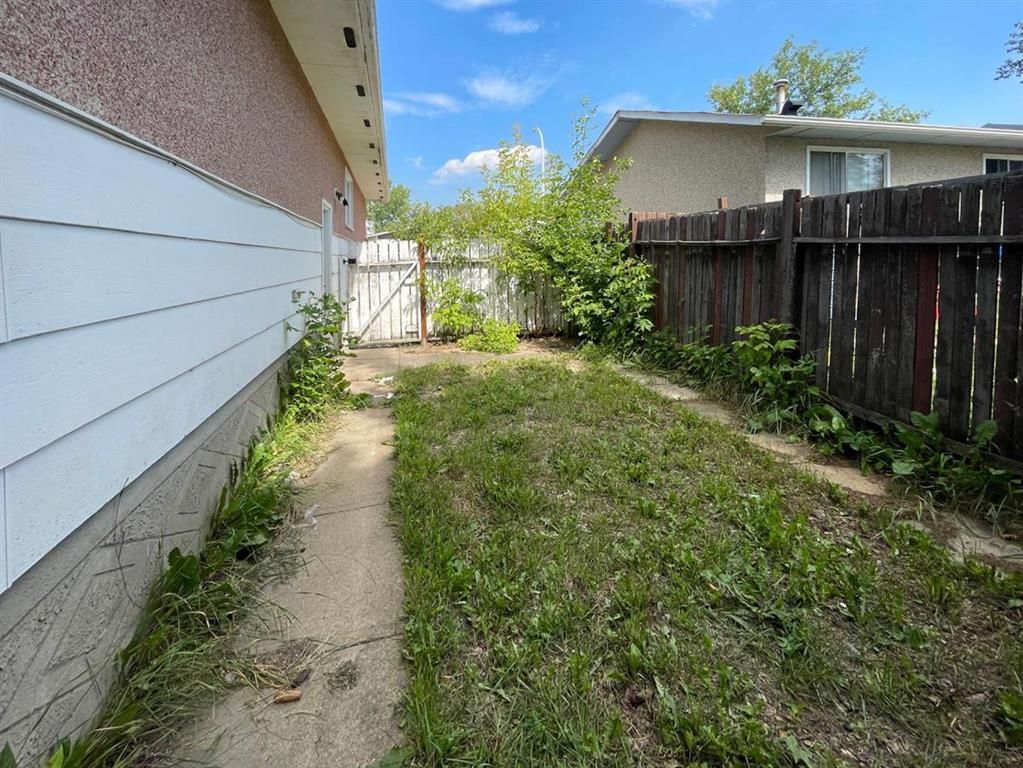 9343 112a Avenue  - Photo 28