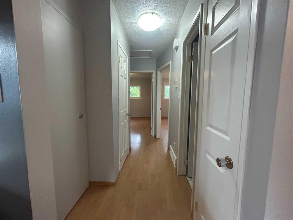 9343 112a Avenue  - Photo 8