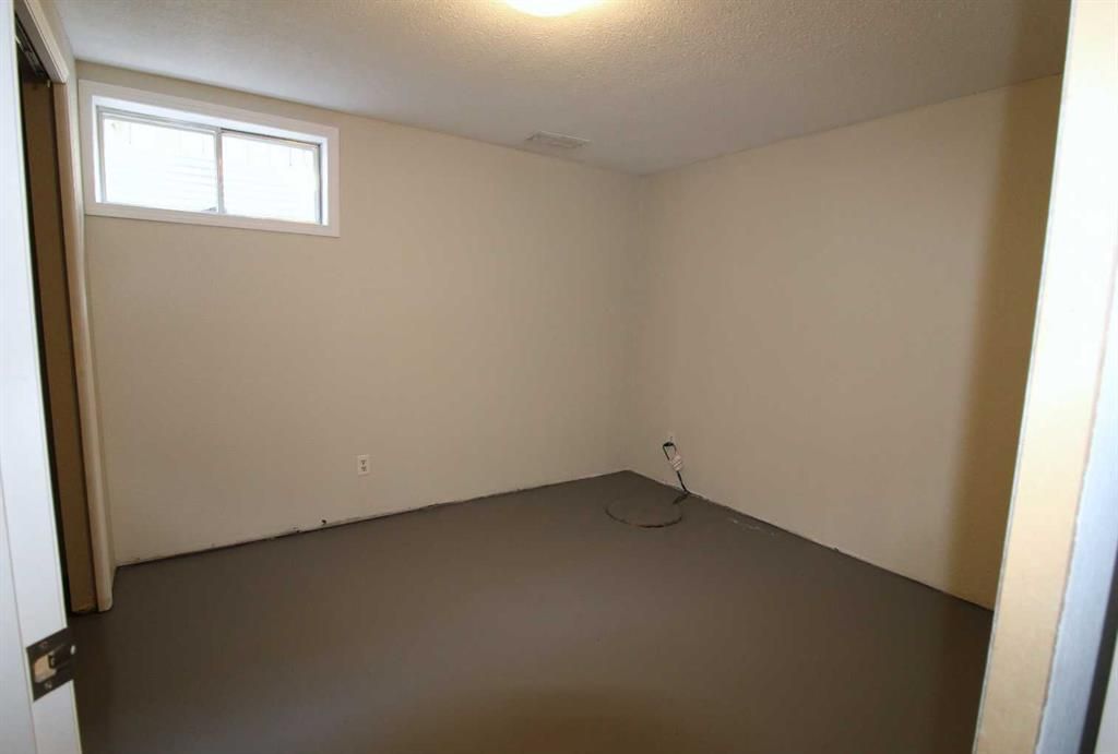 9606 115 Avenue  - Photo 14