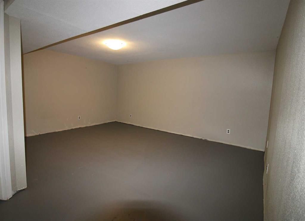 9606 115 Avenue  - Photo 15