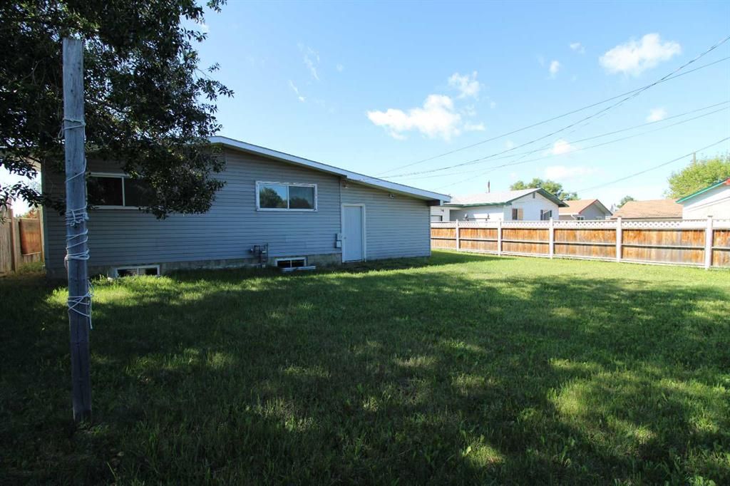9606 115 Avenue  - Photo 17