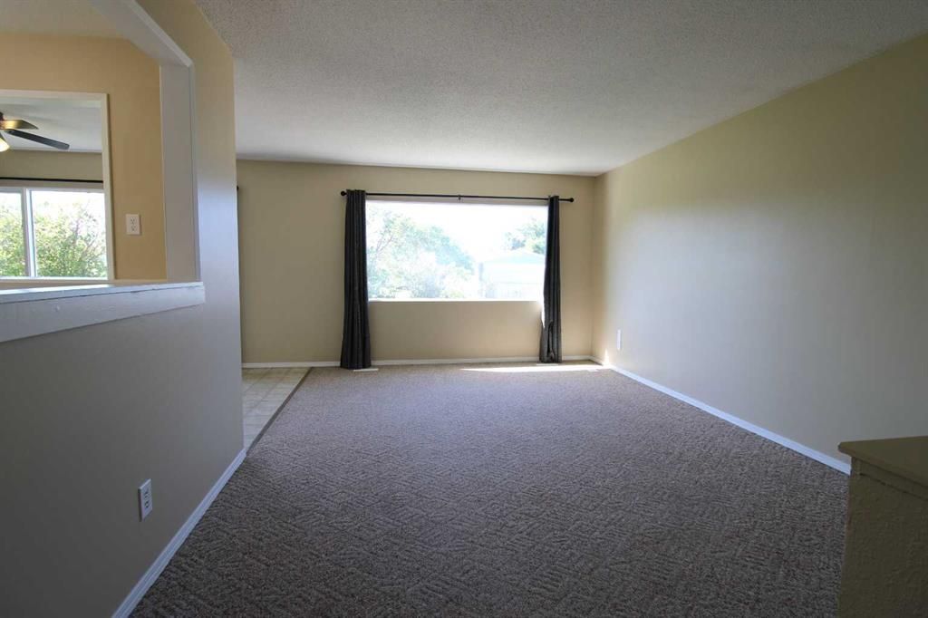 9606 115 Avenue  - Photo 3