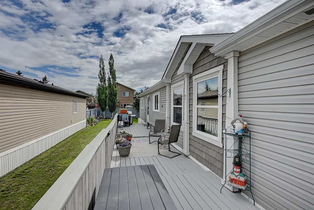 8823 88C Street - Photo 1