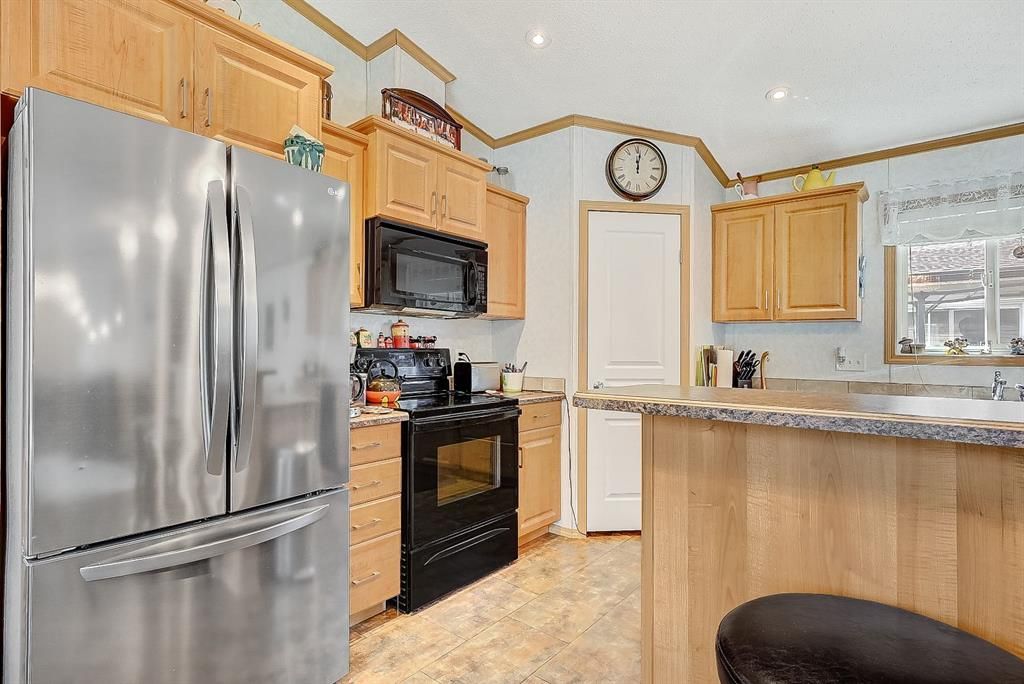 8823 88C Street  - Photo 10