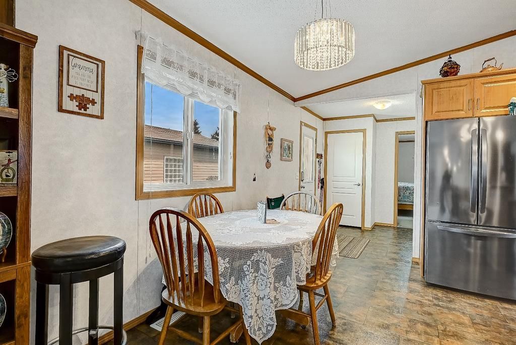 8823 88C Street  - Photo 16