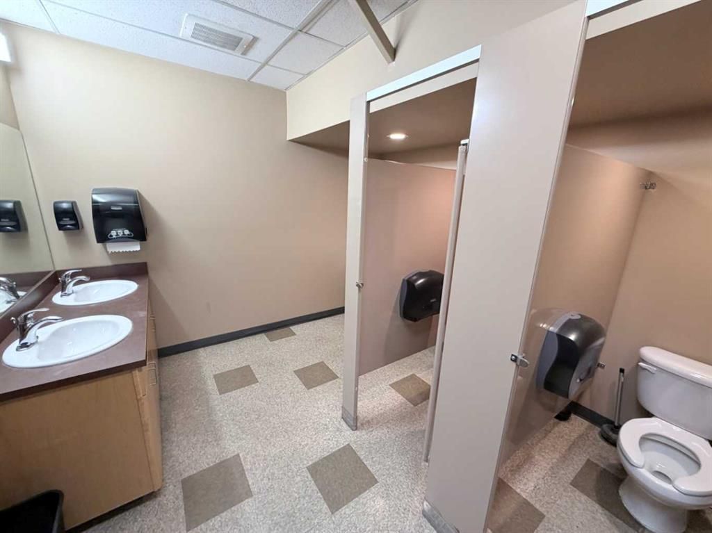 10211 88 Avenue  - Photo 26