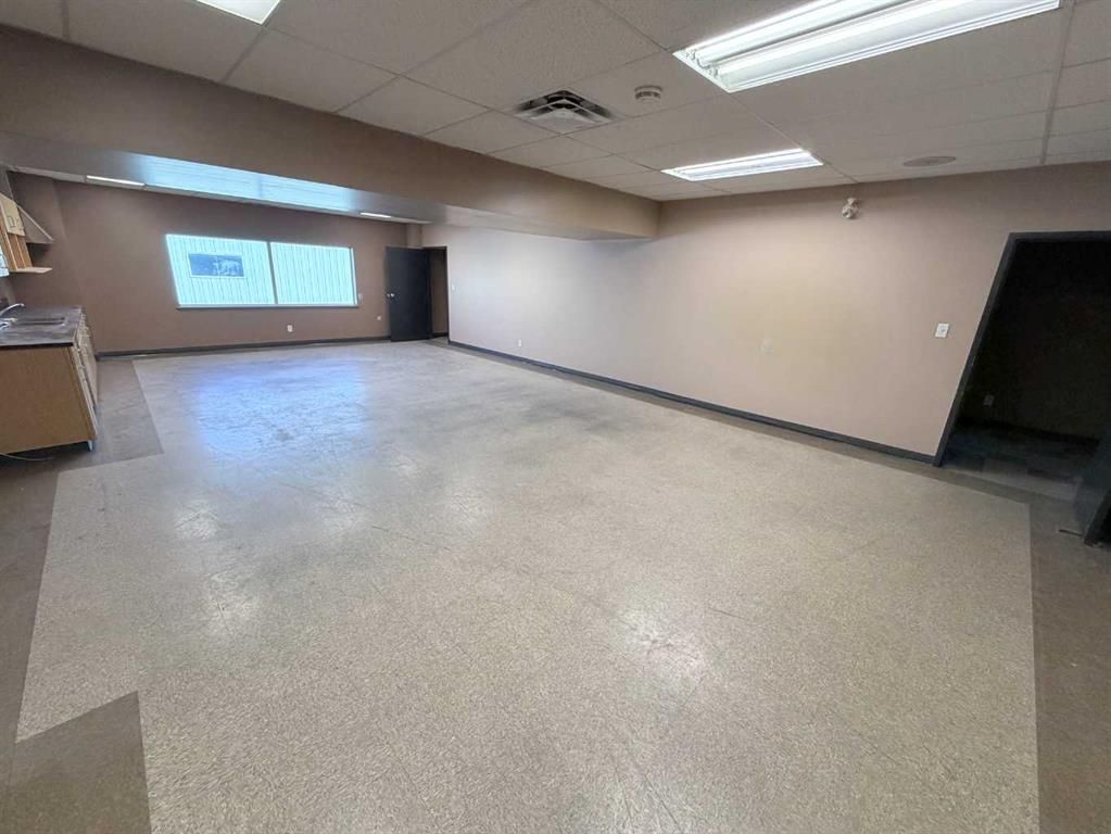 10211 88 Avenue  - Photo 27