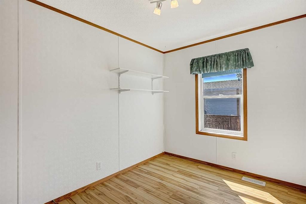 9717 121 Avenue  - Photo 15