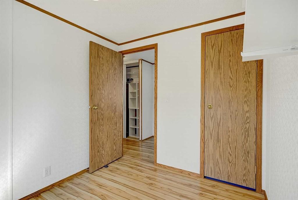 9717 121 Avenue  - Photo 16
