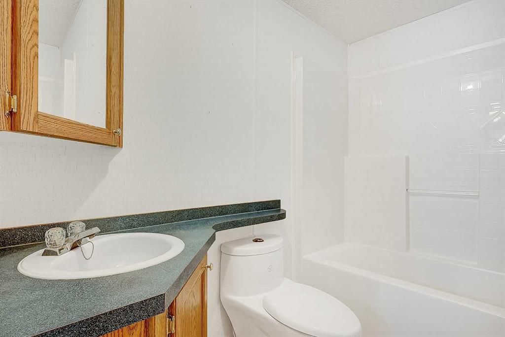 9717 121 Avenue  - Photo 24
