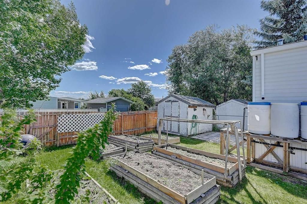 9717 121 Avenue  - Photo 28